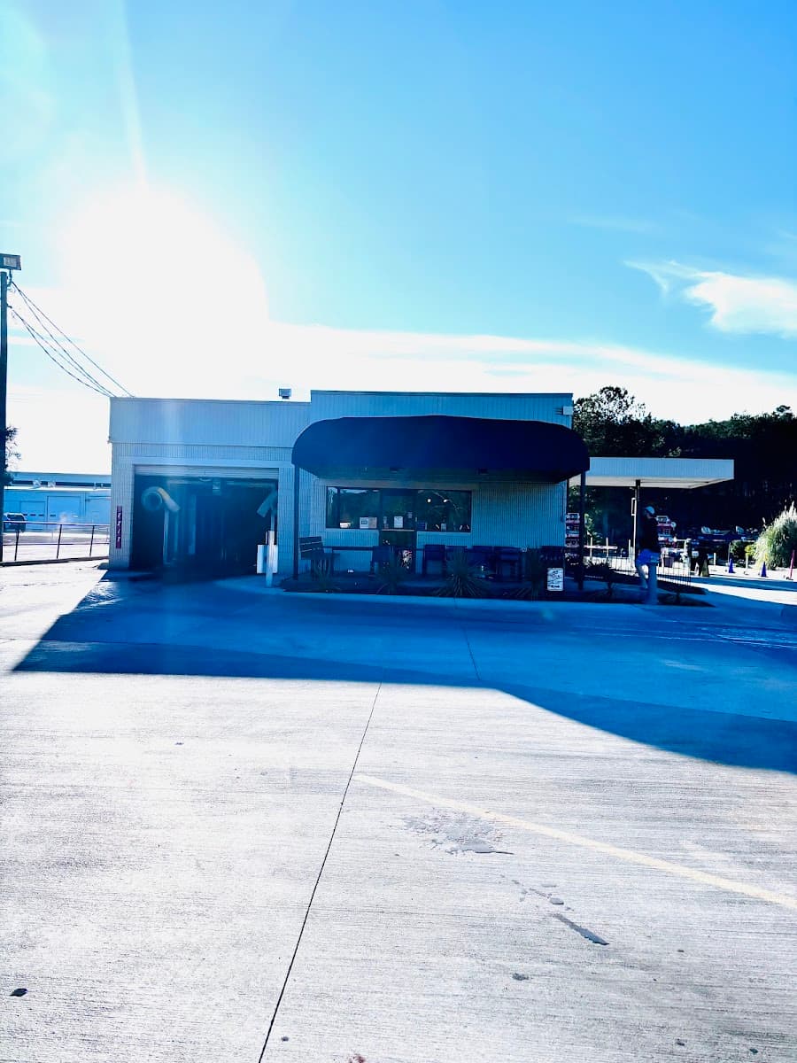 Bulldog Car Wash & Golf Carts in Eastside Athens, Athens, GA