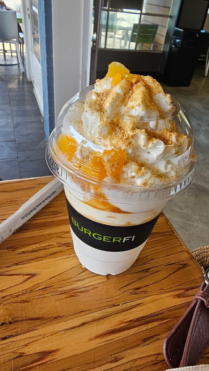 BurgerFi Baxter Street photo 3