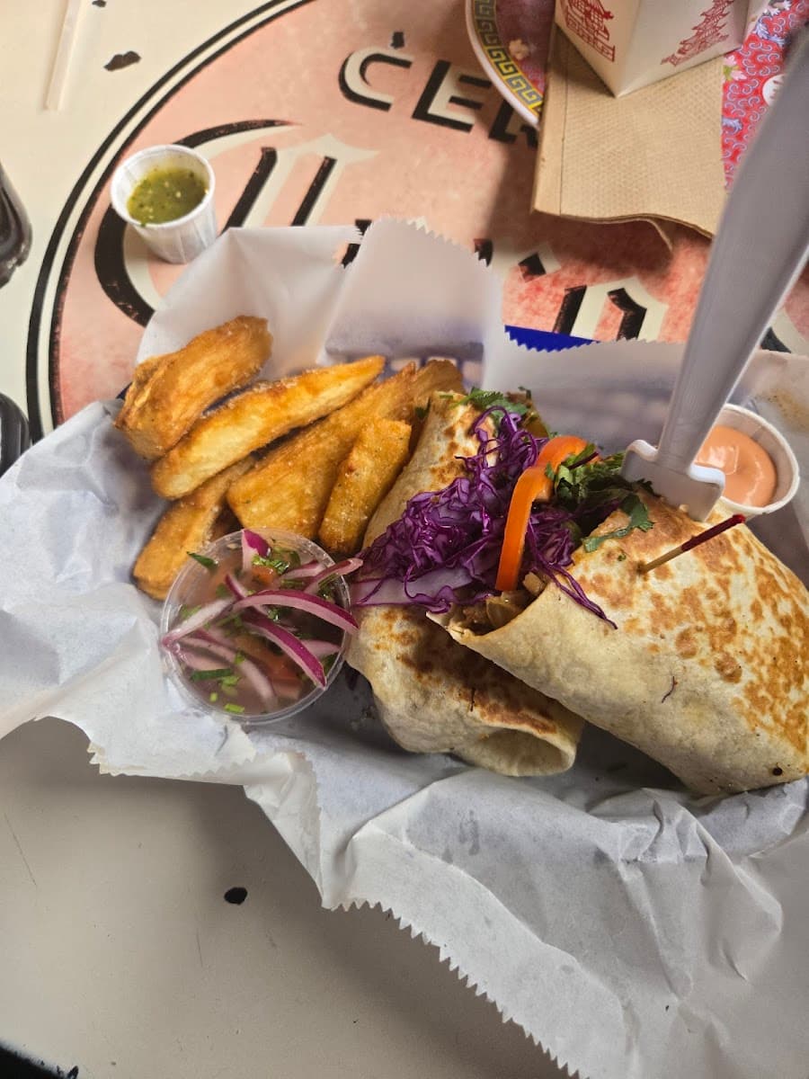 Cali N Tito's photo 3