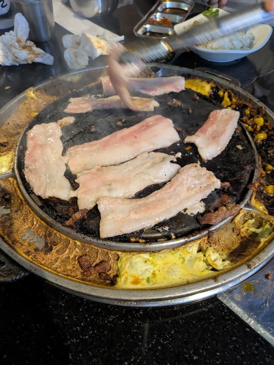 D92 Korean BBQ - Athens photo 3