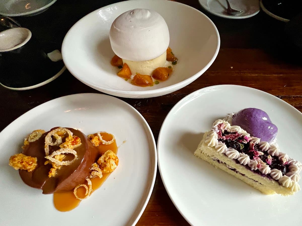 Five and Ten photo 2