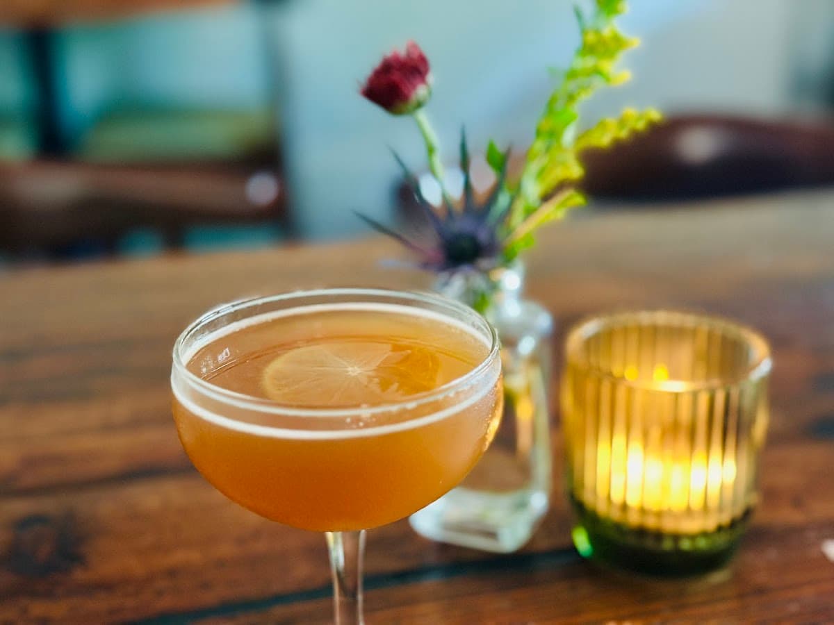 Five and Ten photo 4