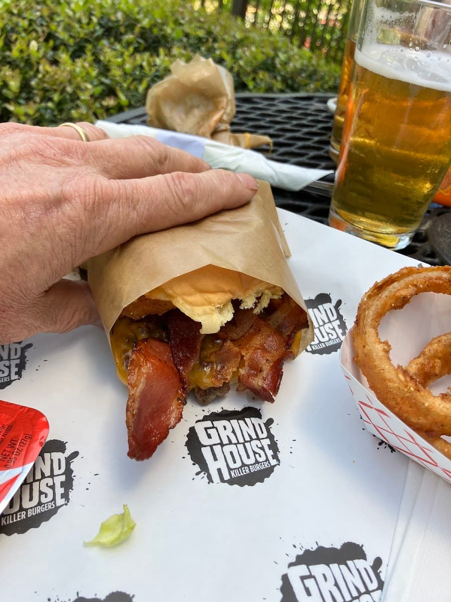 Grindhouse Killer Burgers photo 3