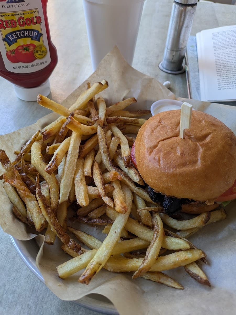 Groove Burgers photo 4