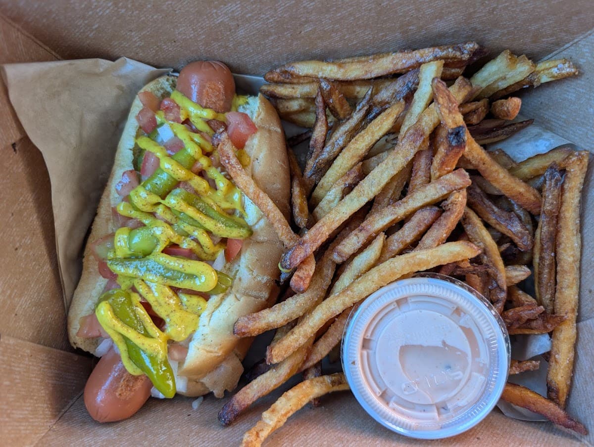 Hi-Lo Lounge photo 2