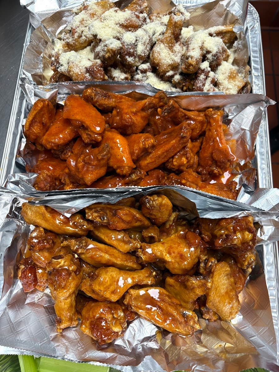 J. Buffalo Wings EPPS BRIDGE photo 2