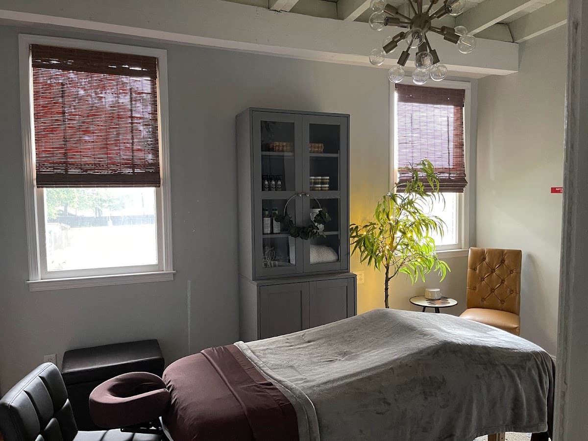 Roots Salon & Company photo 4