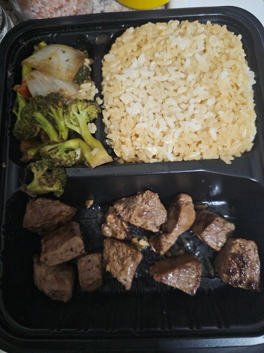 Sakura Hibachi and Sushi Bar photo 5