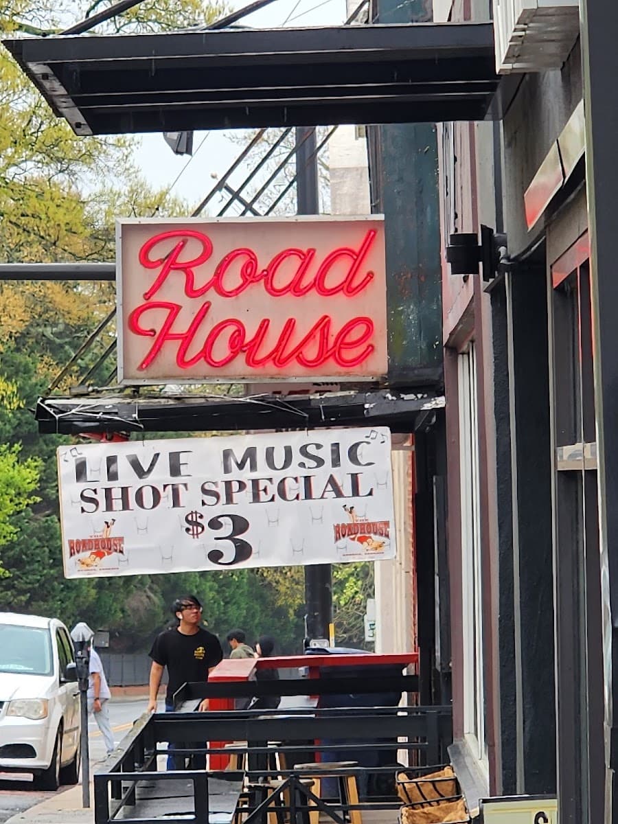 The Roadhouse photo 3