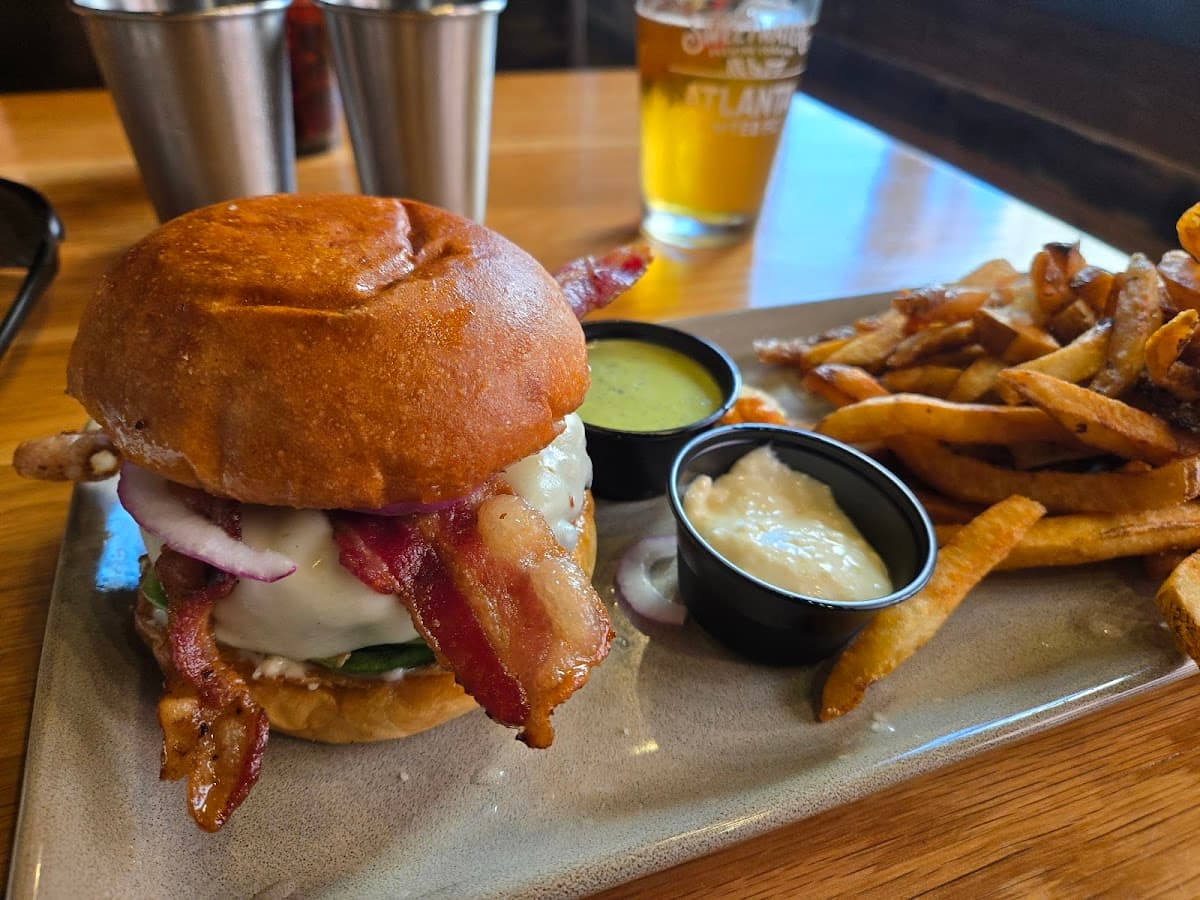 Trappeze Pub photo 3