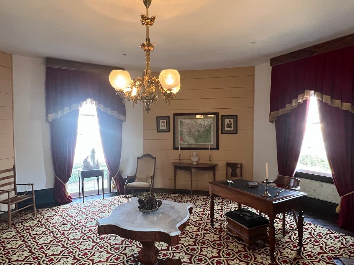 TRR Cobb House photo 2