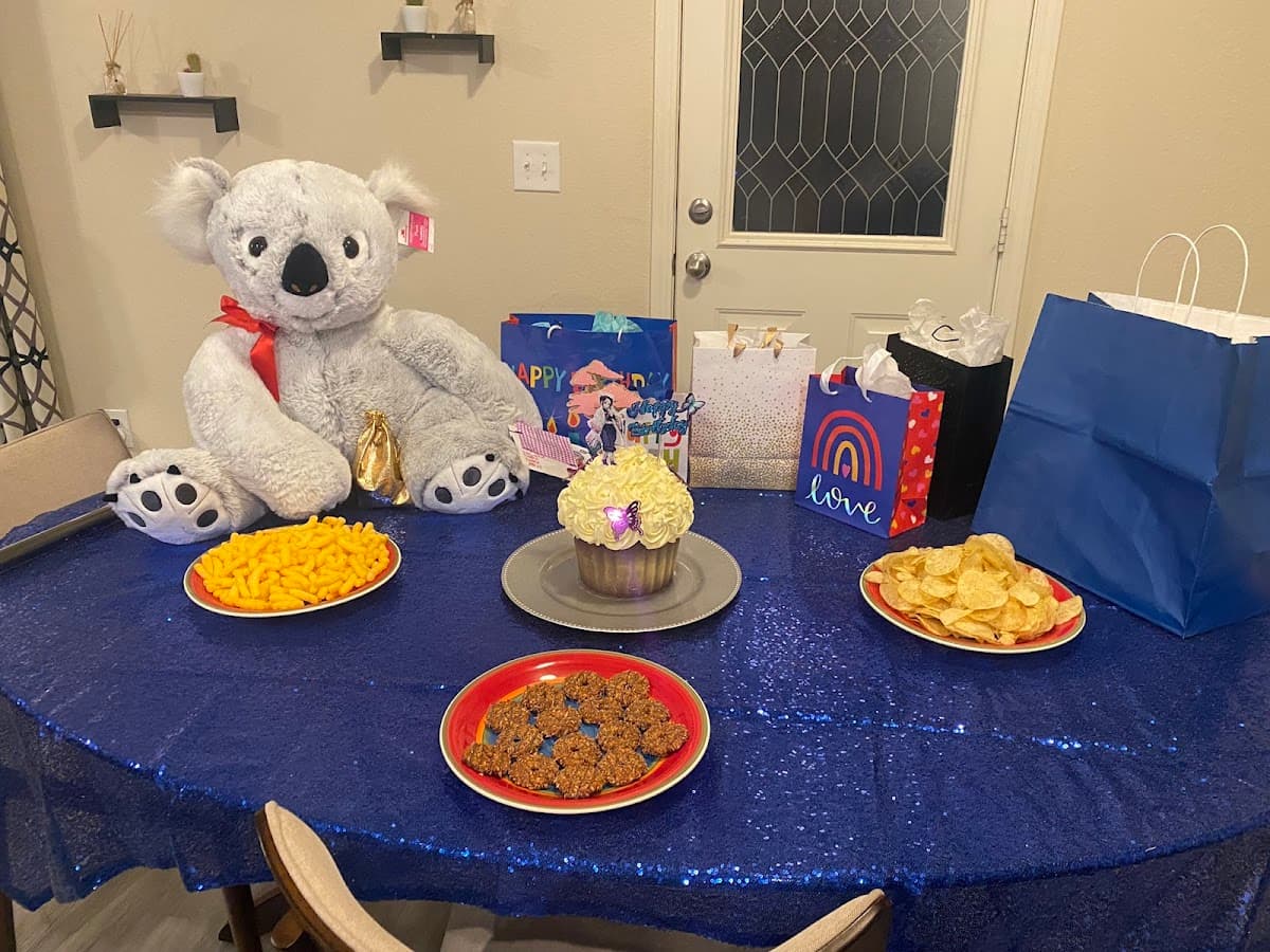 Yai Cakes and More - Bakery in Athens, GA