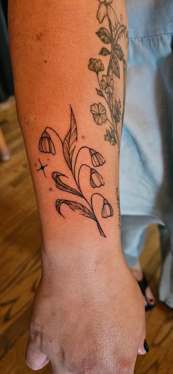 Dark Horse Tattoo photo 2