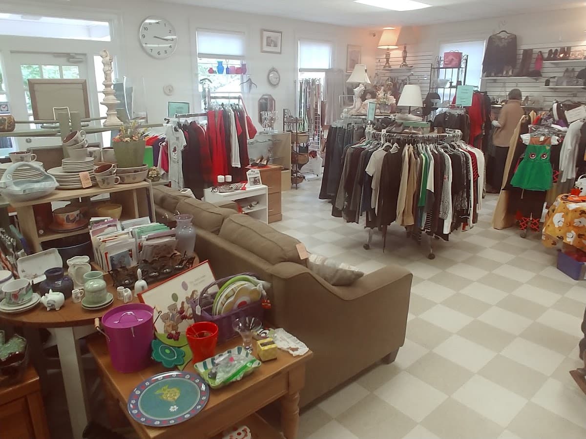 Emmanuel Episcopal Thrift House photo 3