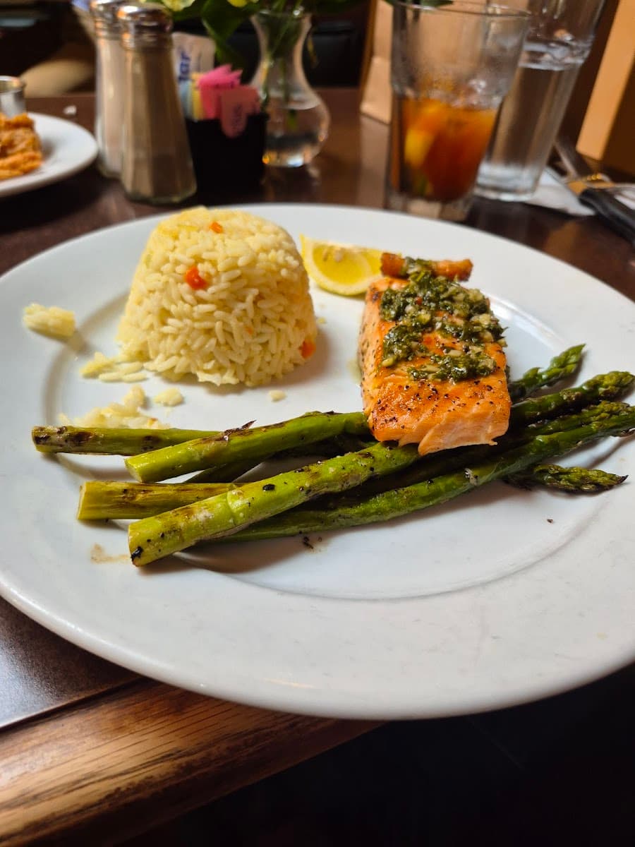 Hilltop Grille photo 4