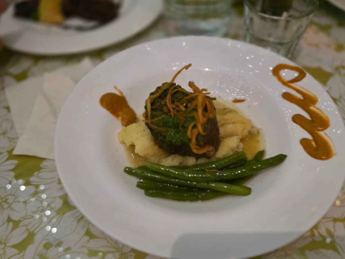 Last Resort Grill photo 4