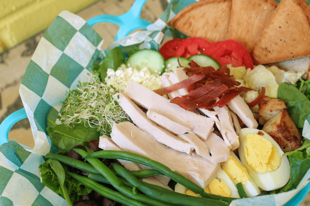 Marti's at Midday photo 2