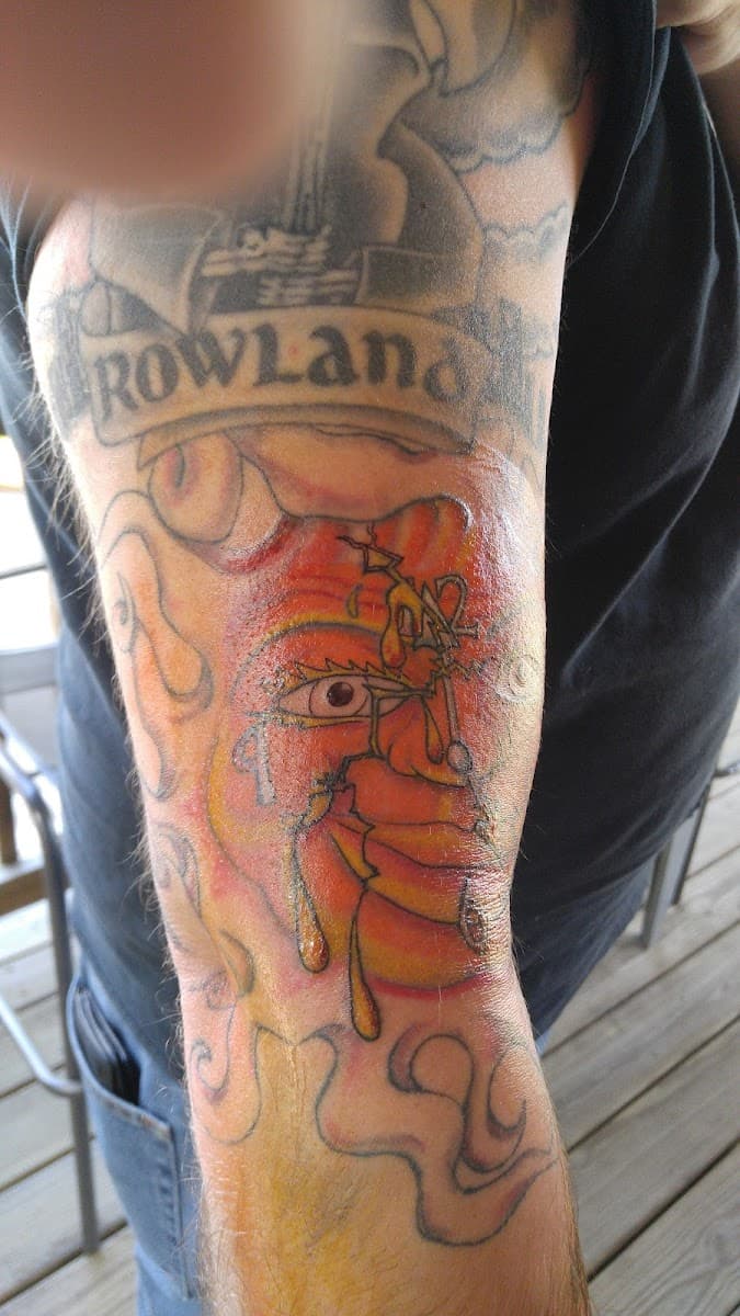 Midnight Iguana Tattooing photo 4