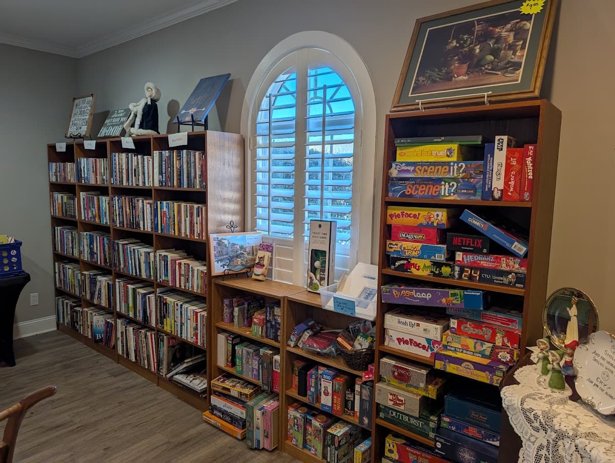 New Heart Thrift Store photo 4