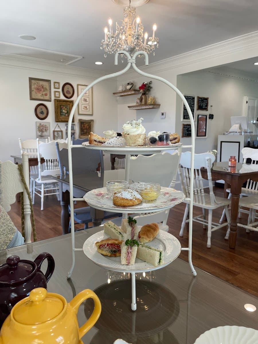 Tea Time at the Cottage photo 3