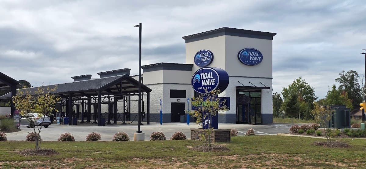 Tidal Wave Auto Spa | Car Wash photo 2