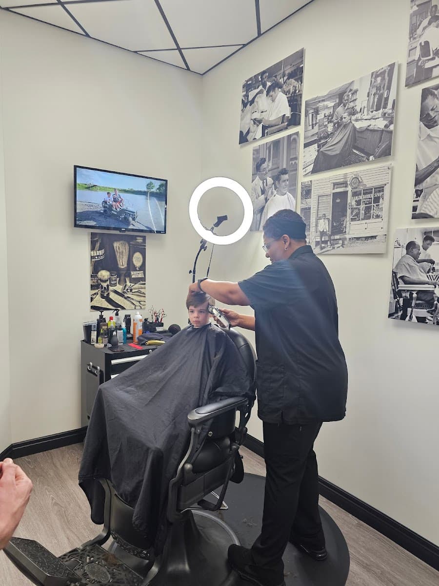 Walking Art Barber Shop photo 2