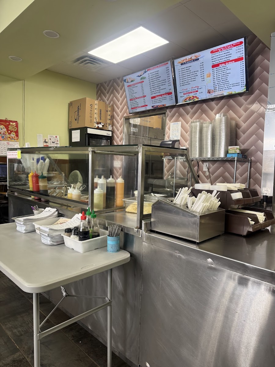 Ahi Hibachi and Poke photo 4