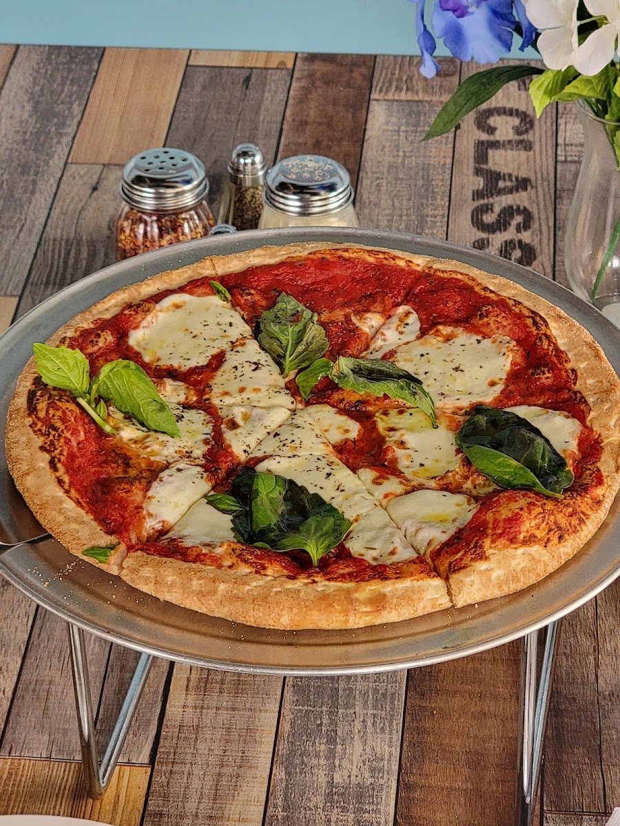Athens pizza photo 2