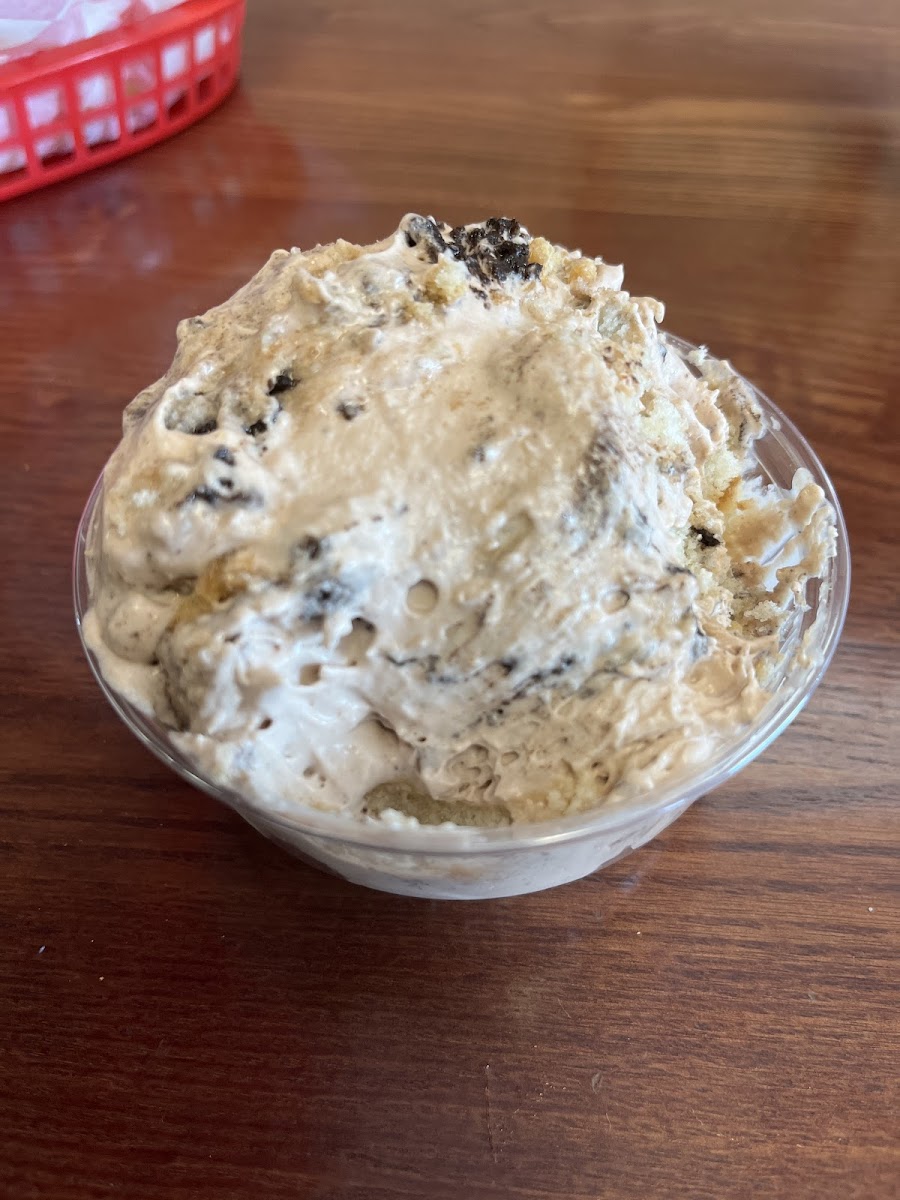 Baddies Burger House- Normaltown photo 4