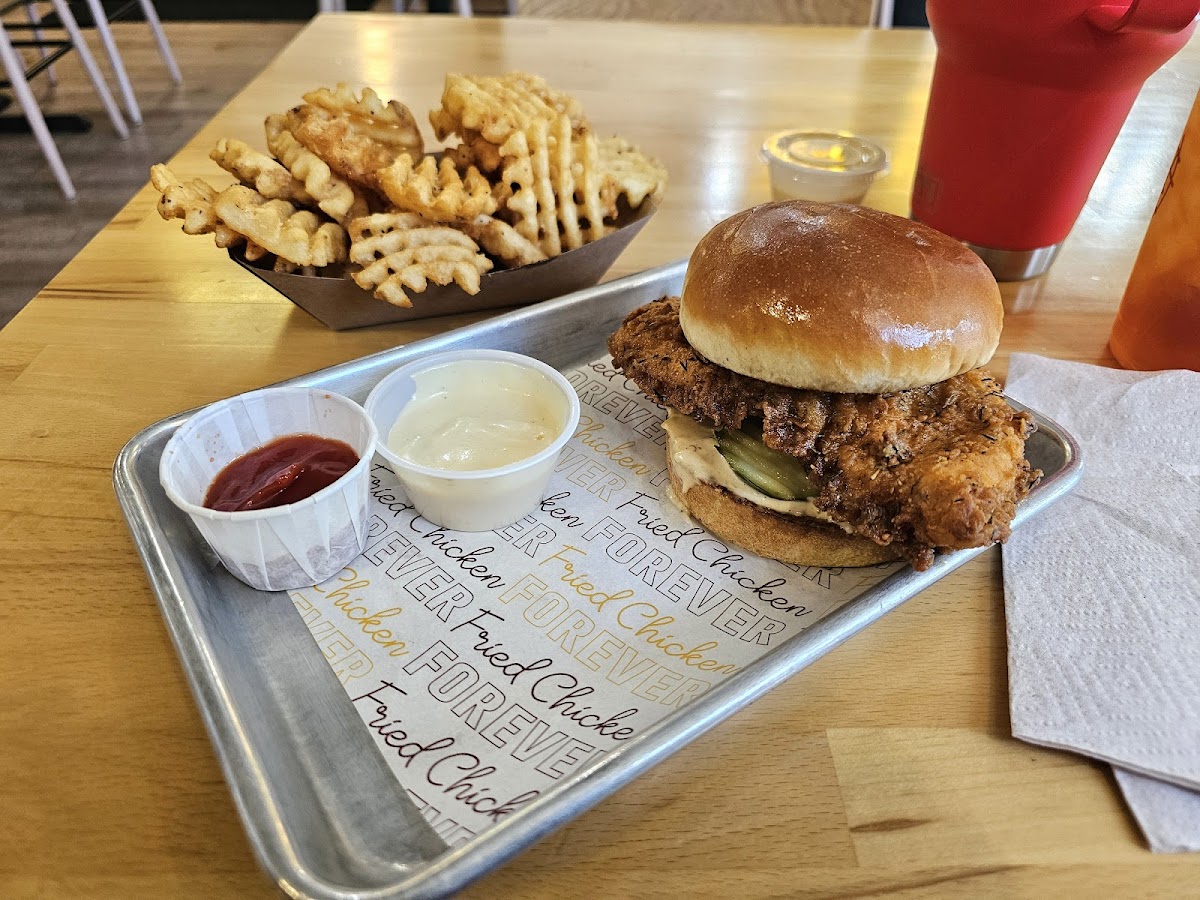Bruxie photo 3