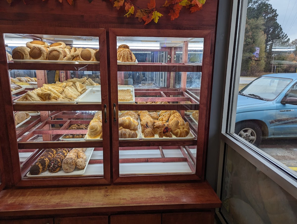 Celia's Bakery photo 3