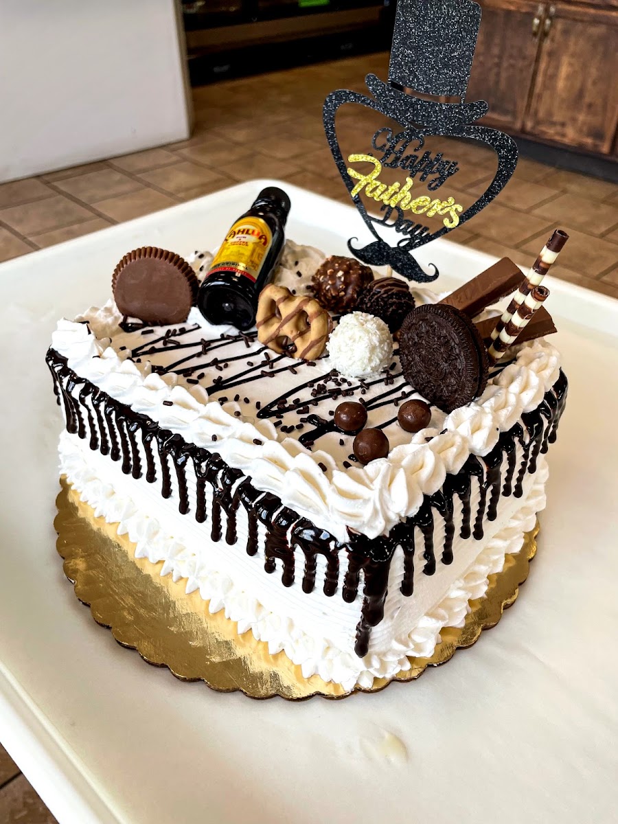 Celia's Bakery photo 4