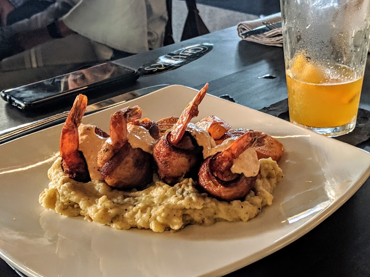 Chuck's Fish Athens photo 2