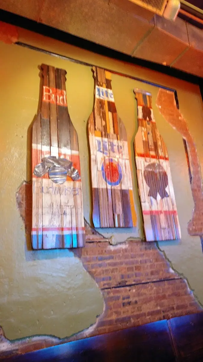 Cutters Pub photo 4
