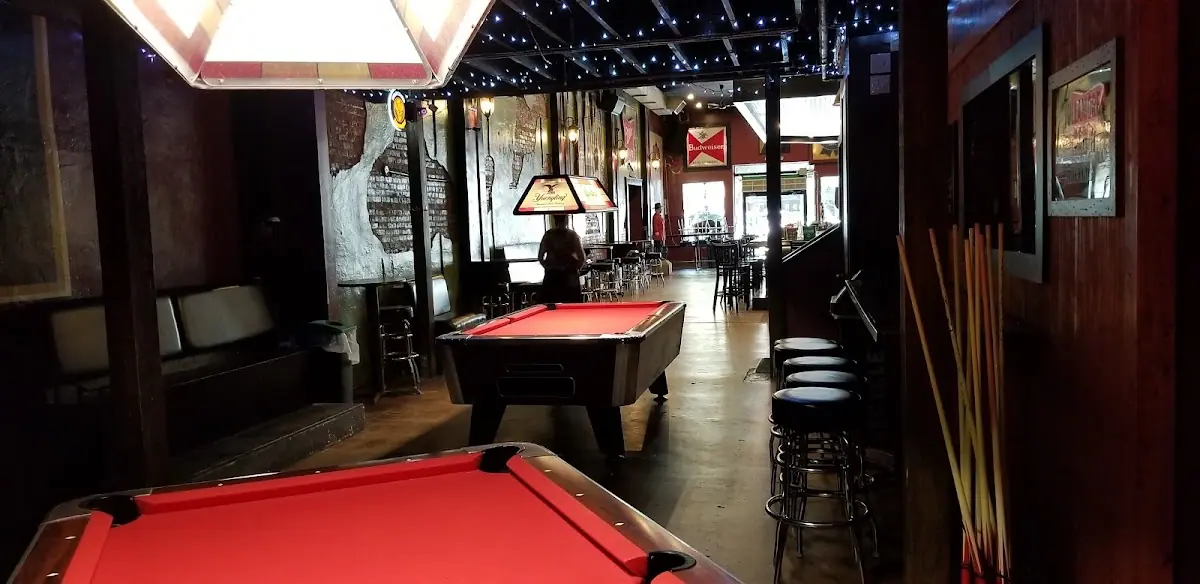 Cutters Pub photo 5