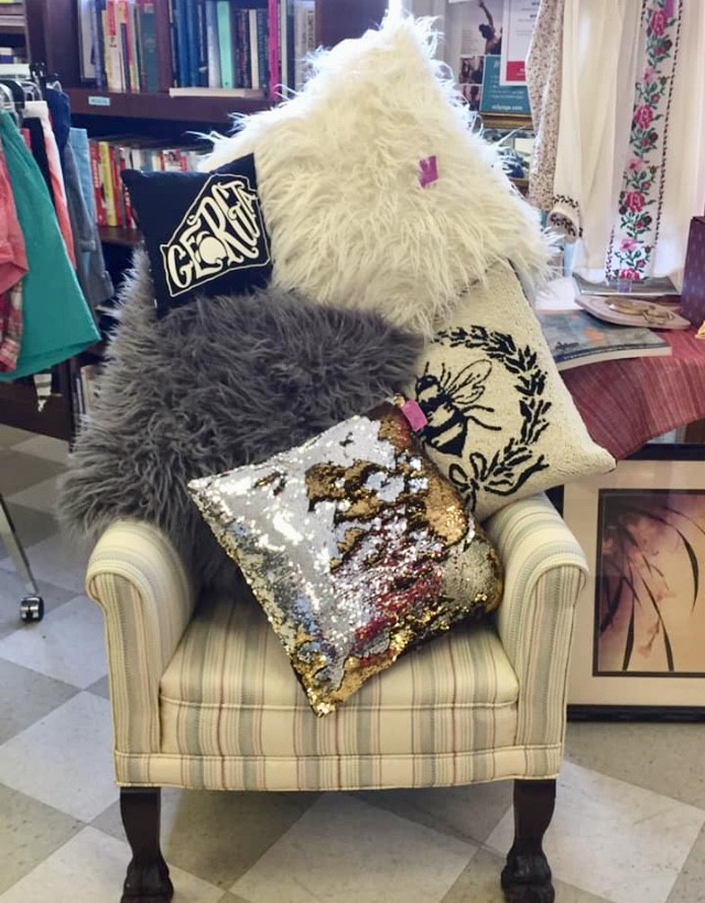 Emmanuel Episcopal Thrift House photo 5