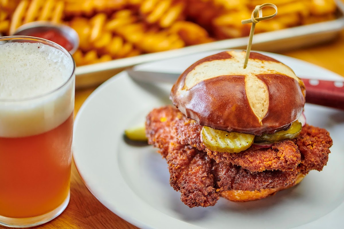 Emmy Squared Pizza: Athens photo 2