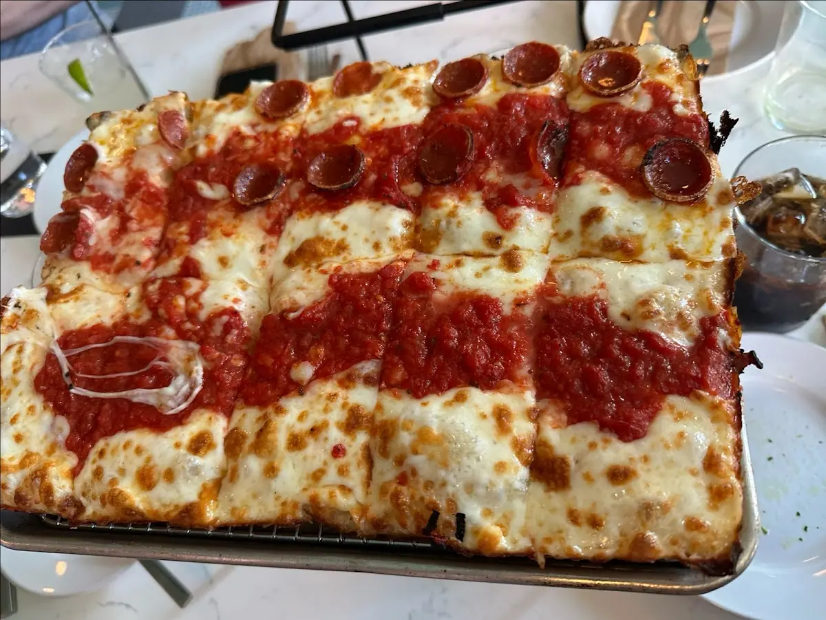 Emmy Squared Pizza: Athens photo 4