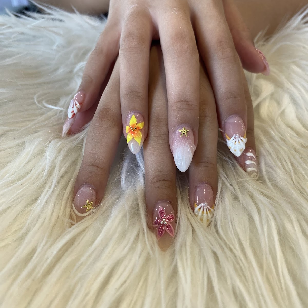 Express Nails And Head Spa in Downtown Athens, Athens, GA