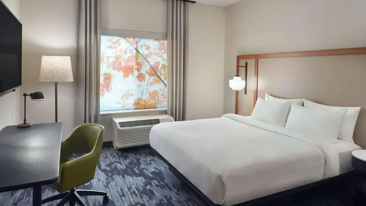 Fairfield by Marriott Inn & Suites Athens-University Area - Hotels & Lodging in Athens, GA