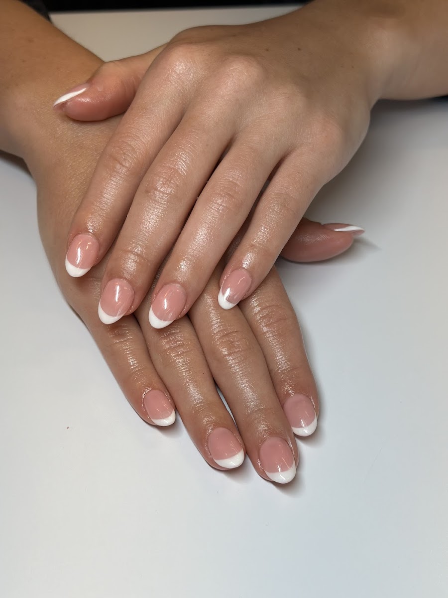 Frenchies Modern Nail Care Athens photo 2