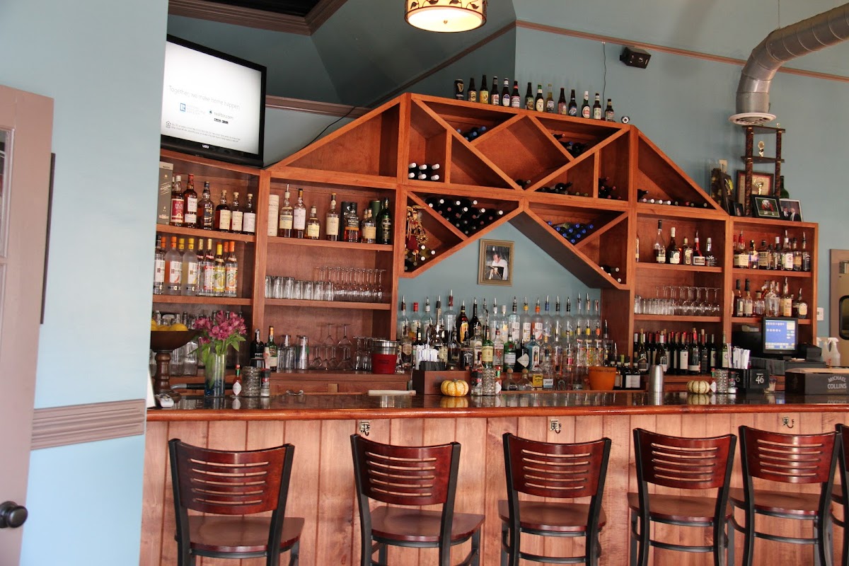 George's Lowcountry Table - Late Night in Athens, GA