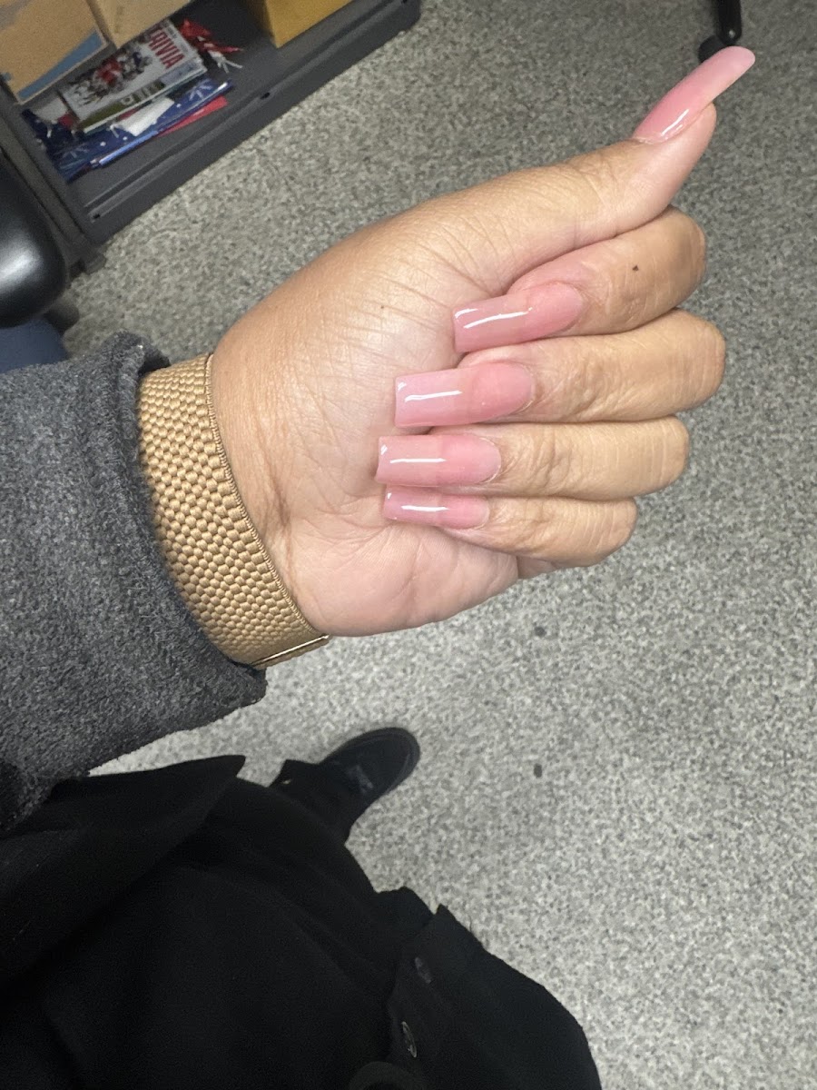 Helen NAILS photo 4