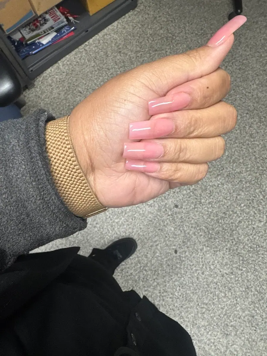 Helen NAILS photo 4