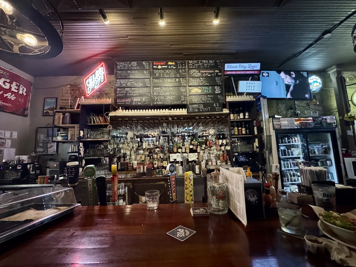 Hi-Lo Lounge - Entertainment & Arts in Athens, GA