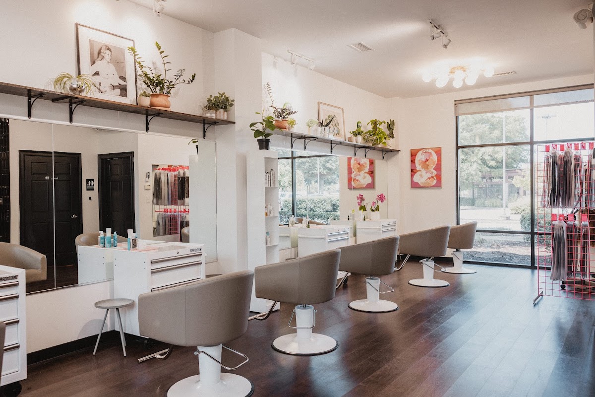 Hologram Salon in Athens, GA