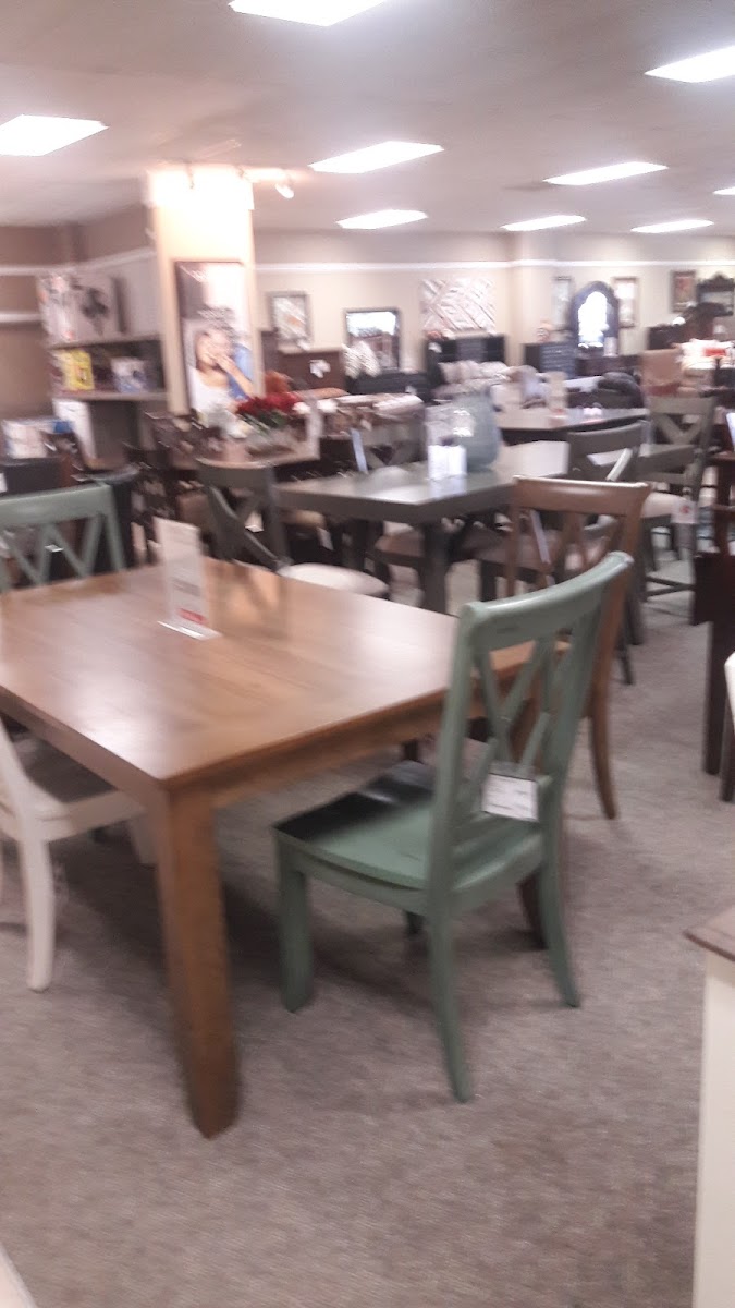 Hometown Furniture Athens - Retail in Athens, GA