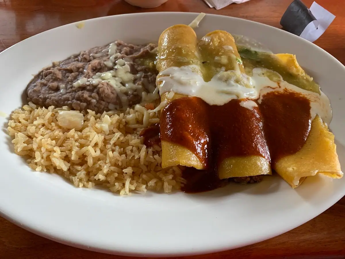 La Montaña Mexican Restaurant photo 4