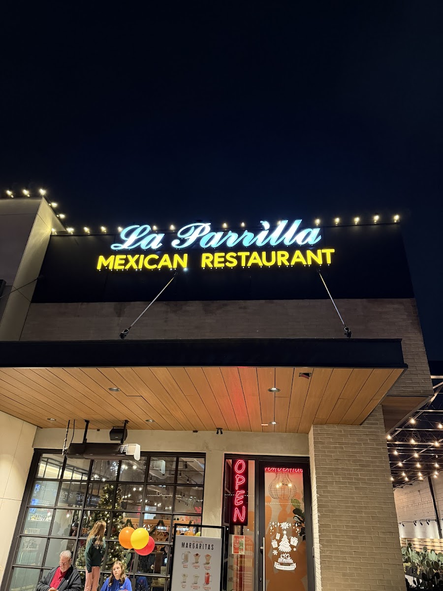 La Parrilla Mexican Restaurant photo 3