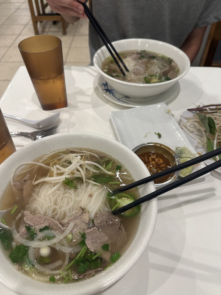 Mother PhÆ¡Ì‰ photo 3